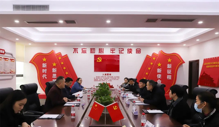 市、區(qū)總工會(huì)領(lǐng)導(dǎo)調(diào)研指導(dǎo)三峽電纜工會(huì)工作