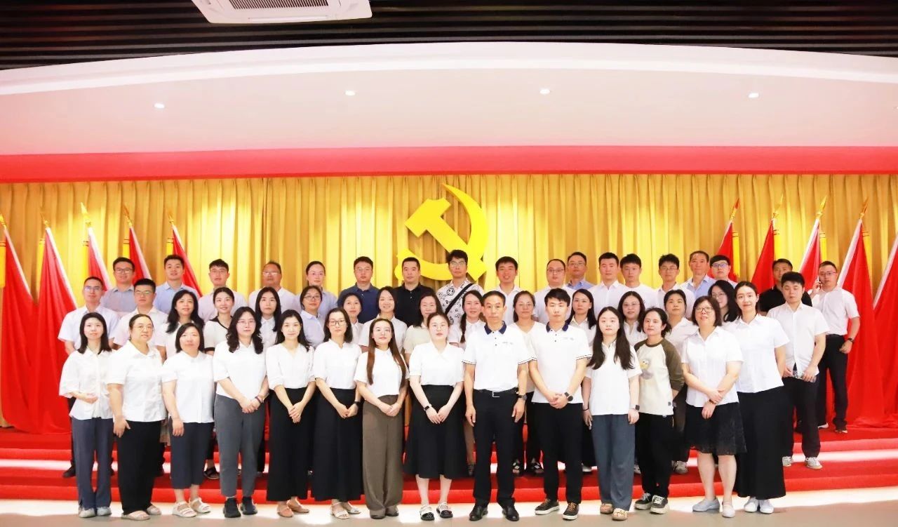 三峽資訊丨國網(wǎng)電力黨校培訓(xùn)班一行蒞臨三峽電纜參觀交流